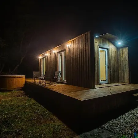 Theblackhouse 300m From Sea * Lembuzi